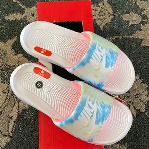 NWT NIKE slides Sz 6 tie dye look